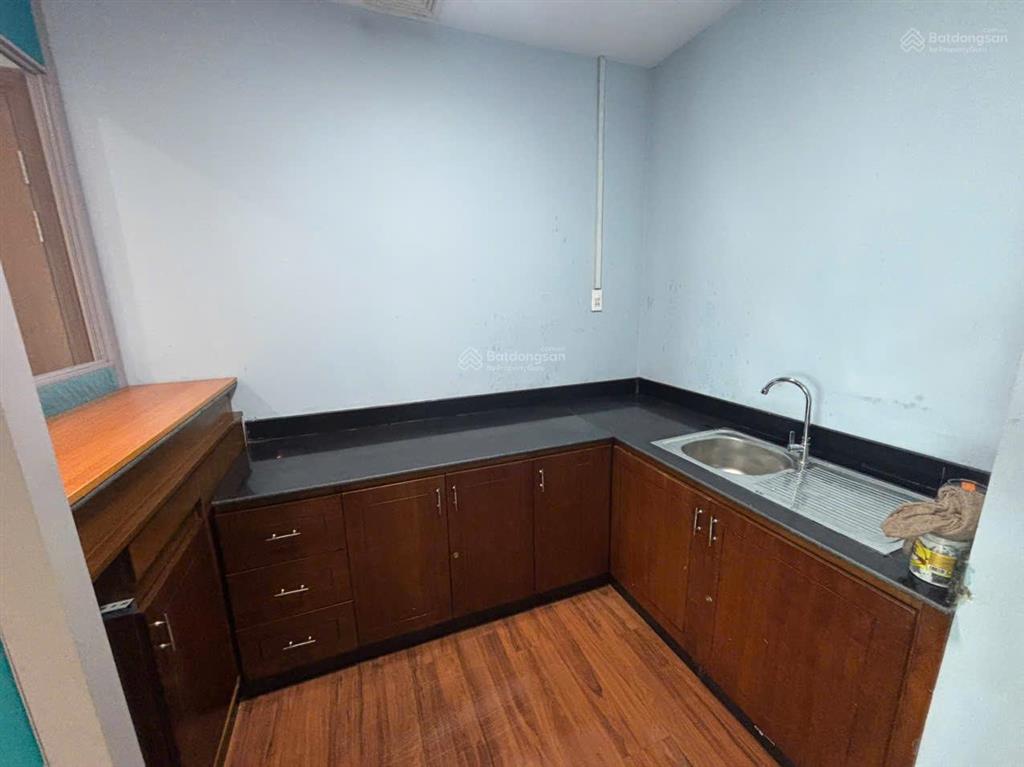 Bán căn hộ cao ốc sông đà tower  83m2/2pn/2wc, căn góc giá 69tr/m2  0908 879 *** tuấn xem nhà