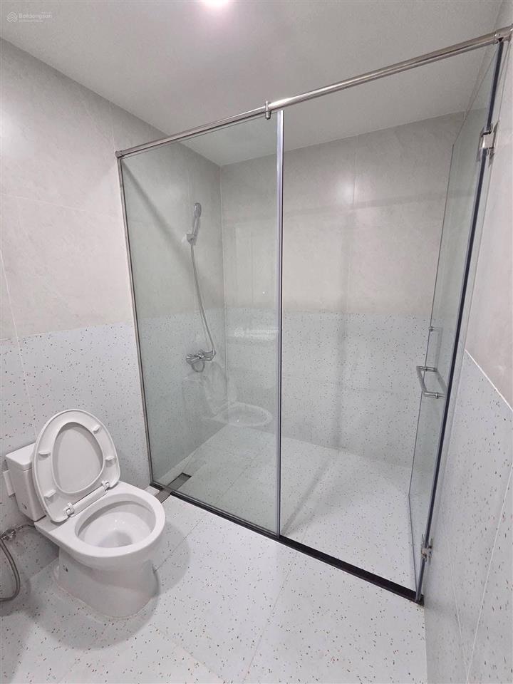 Bán căn hộ sông đà tower  106m2/3pn giá 75tr/m2  sổ hồng  0908 879 *** tuấn