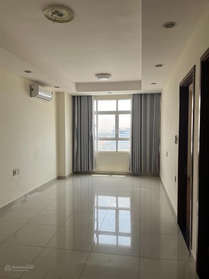 Cho thuê căn hộ cộng hòa plaza  99m2/3pn giá 14 triệu/tháng  0908 879 *** tuấn