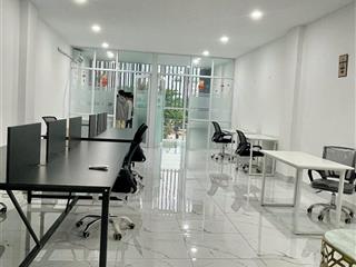 Văn phòng trong toà nhà dtsd 86m2 gần trần não quận 2, đủ nội thất