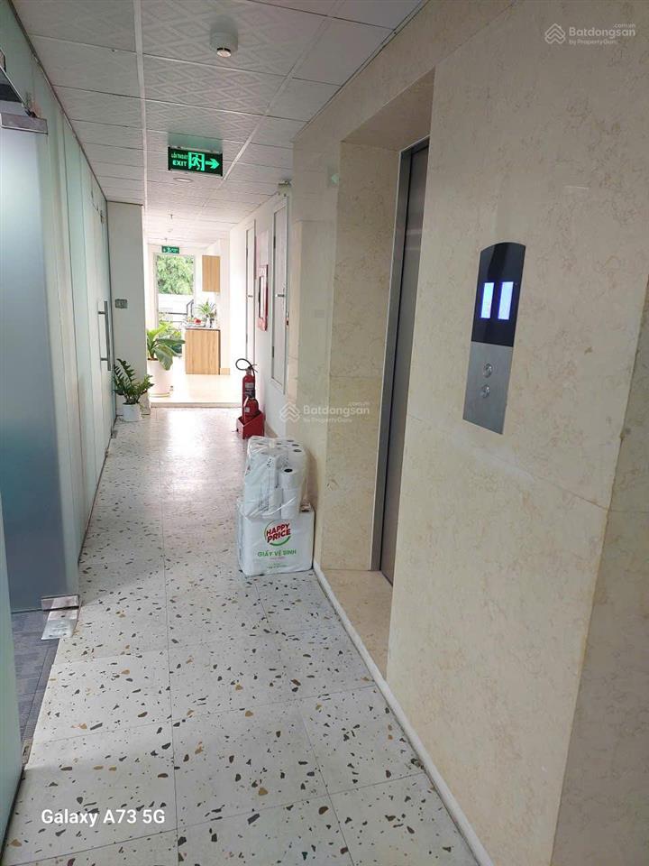 Cho thuê văn phòng trong toà nhà 20m2 (7 triệu), khu trần não, quận 2