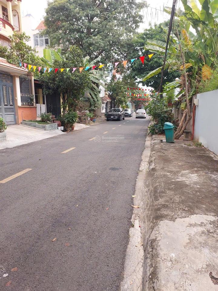 Cho thuê văn phòng trong toà nhà 20m2 (7 triệu), khu trần não, quận 2
