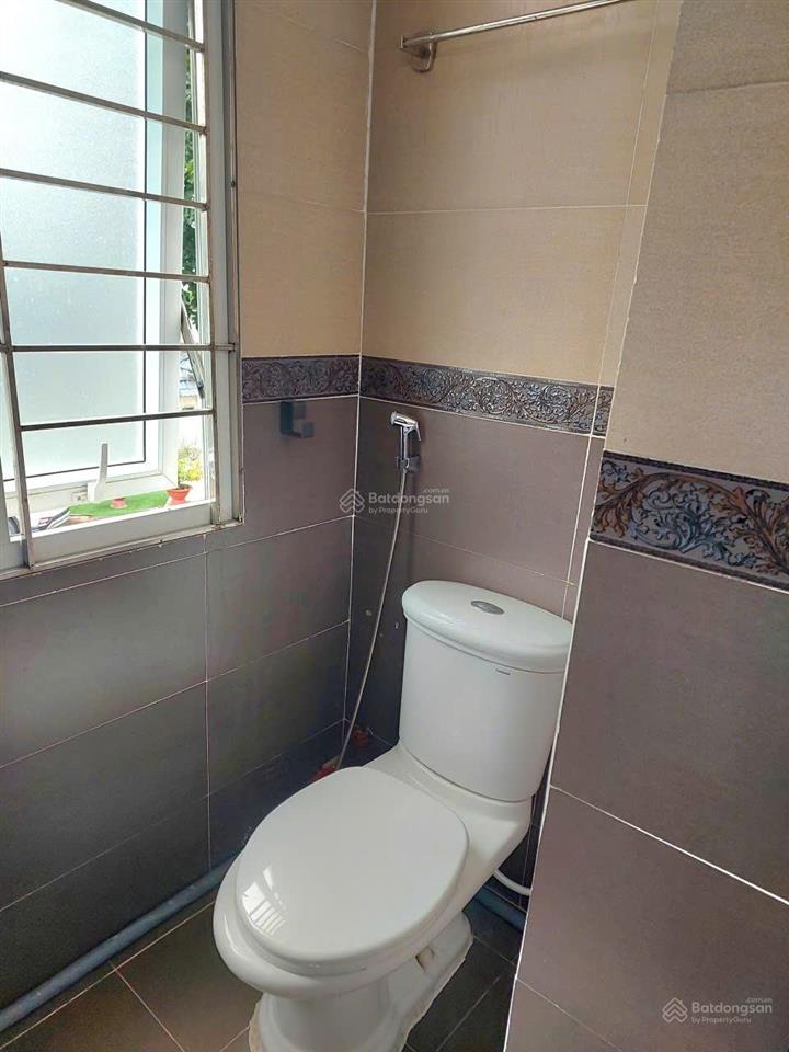 Cho thuê phòng có ban công 40m2 khu lương định của quận 2