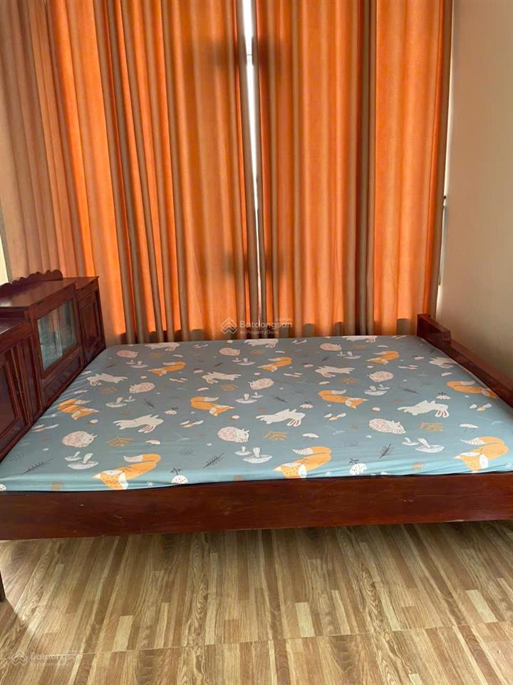 Phòng 70 trương văn bang q2 3tr2/th gần ubnd q2 có thang máy nội thất có bancol cửa sổ view đẹp