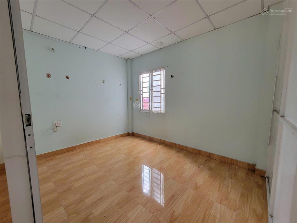 Bán đất tặng nhà 91.5m2  4,5tỷ bề ngang khủng 6,5m, hẻm ô tô thông, tặng gpxd 4 tầng