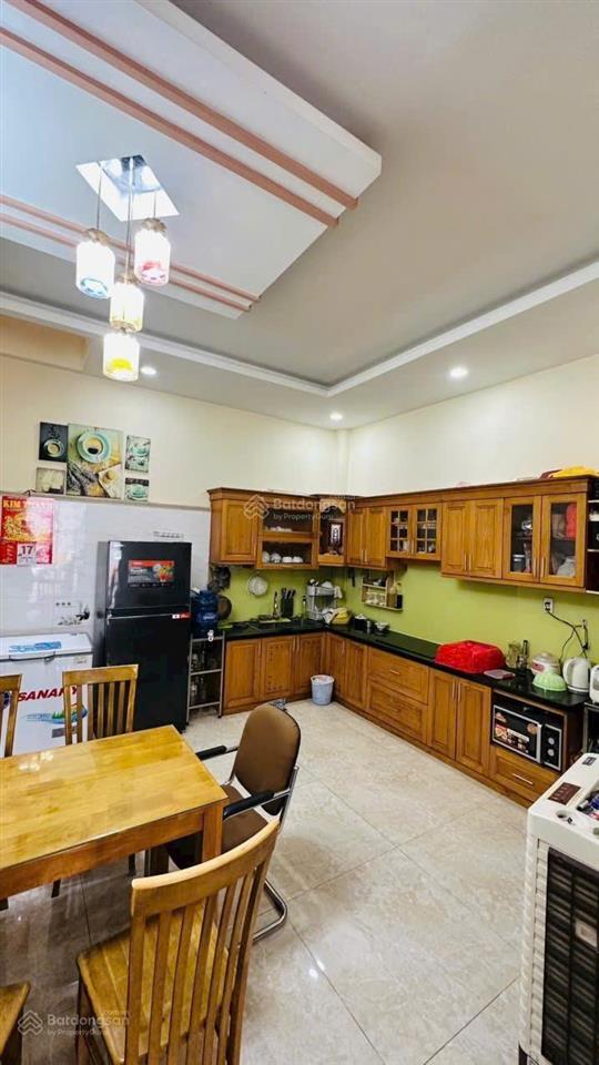 Bán nhà hẻm xe tải, 55m2, trệt 2 lầu sát mặt tiền phạm văn đồng phù hợp để ở hoặc làm văn phòng