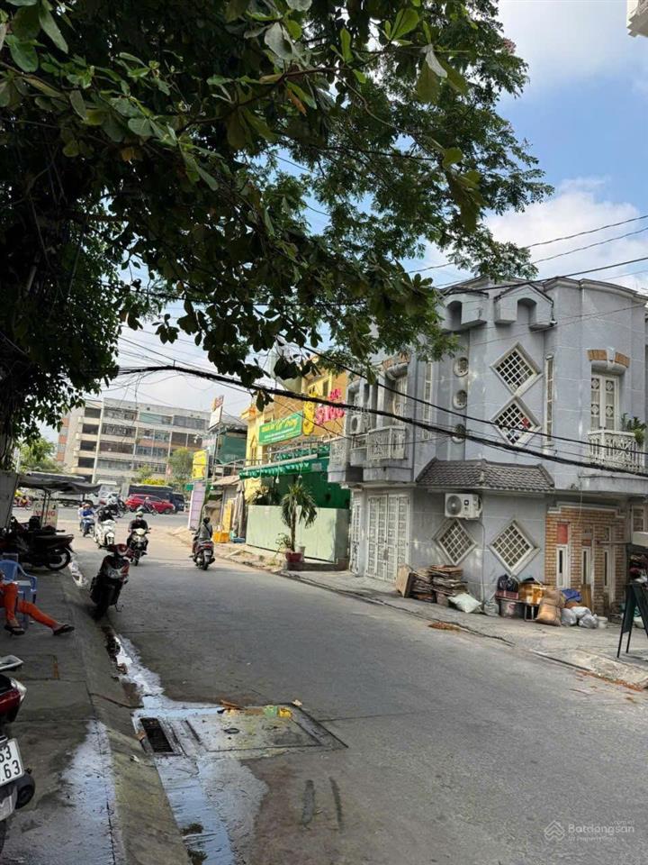 Bán nhà hẻm xe tải, 55m2, trệt 2 lầu sát mặt tiền phạm văn đồng phù hợp để ở hoặc làm văn phòng