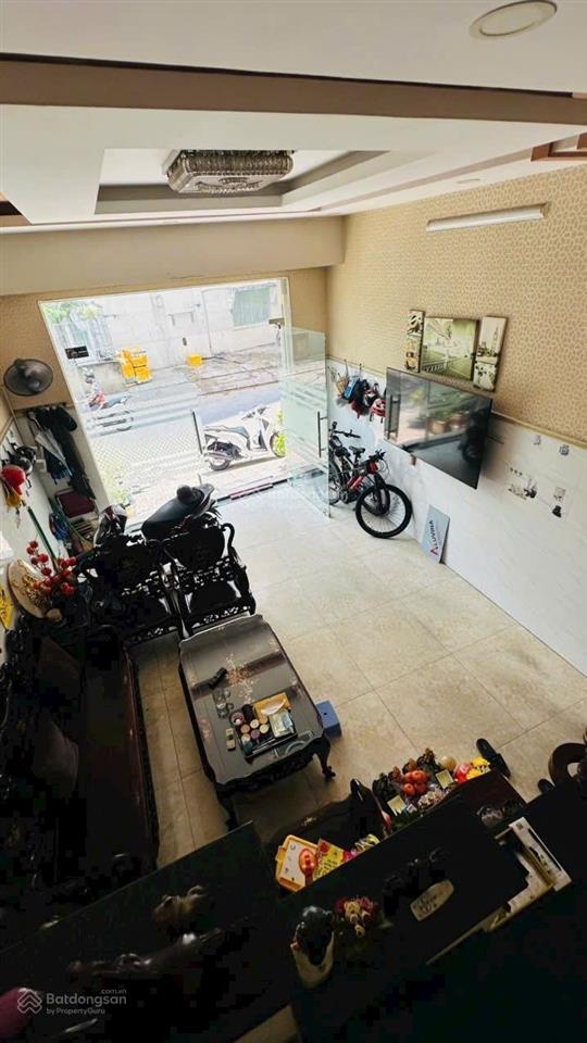 Bán nhà hẻm xe tải, 55m2, trệt 2 lầu sát mặt tiền phạm văn đồng phù hợp để ở hoặc làm văn phòng