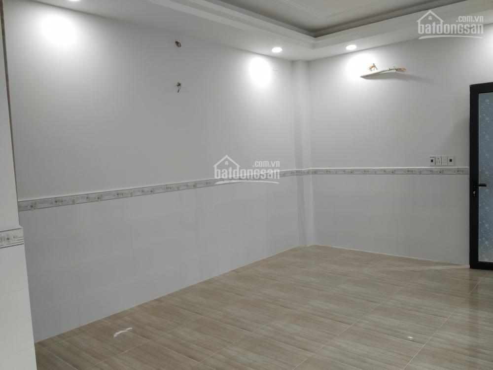 Cho thuê phòng trọ đẹp dt 14m2. có máy lạnh