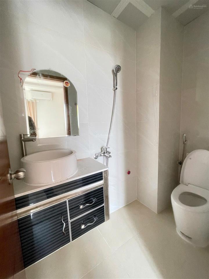 Cho thuê nhà trọ đẹp xuất sắc tại khu đô thị cát lái, 3,8 triệu, 18 m2