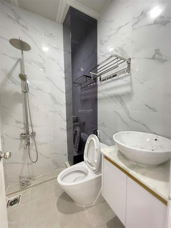 Cho thuê nhà trọ tại khu đô thị cát lái, gía chỉ 4 triệu, 18m2, đầy đủ nội thất