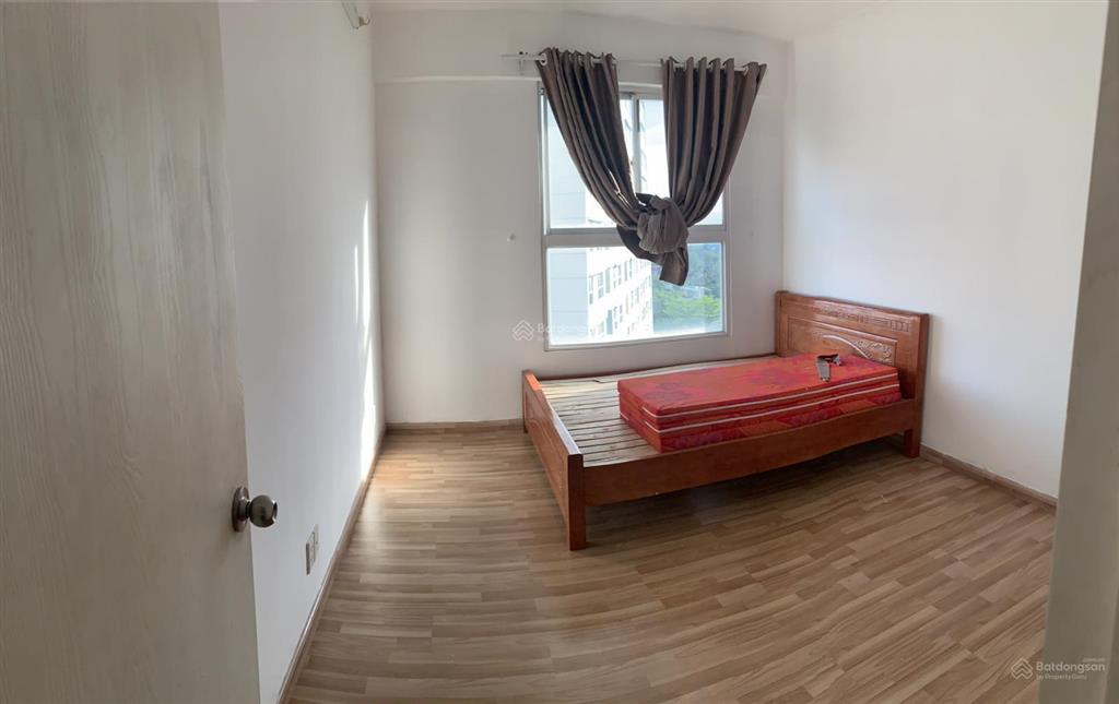 Cần bán căn hộ citi home, giá 2,6 tỷ đã có sổ hồng, 2pn 1wc 59m2, có thể nhận nhà ngay