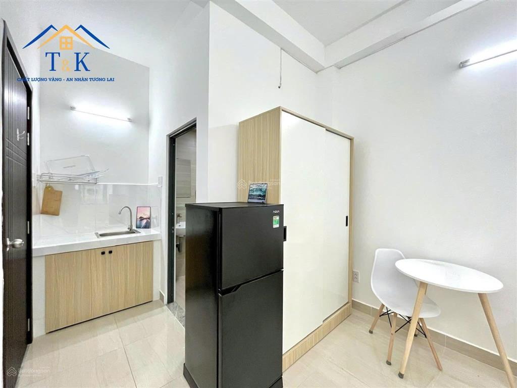 Cần cho thuê rất nhiều phòng tại kdc cát lái, đại học umt, quận 2