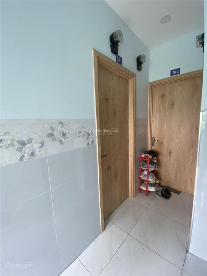 Cho thuê phòng trọ full nội thất, 3,8 triệu, 16m2 tại cát lái, q2, hcm