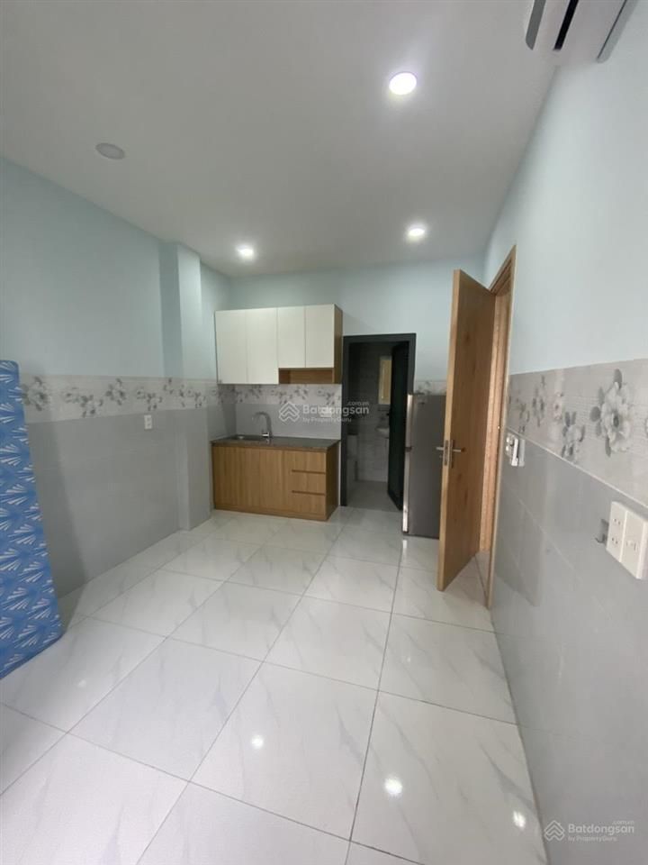 Cho thuê phòng trọ full nội thất, 3,8 triệu, 16m2 tại cát lái, q2, hcm