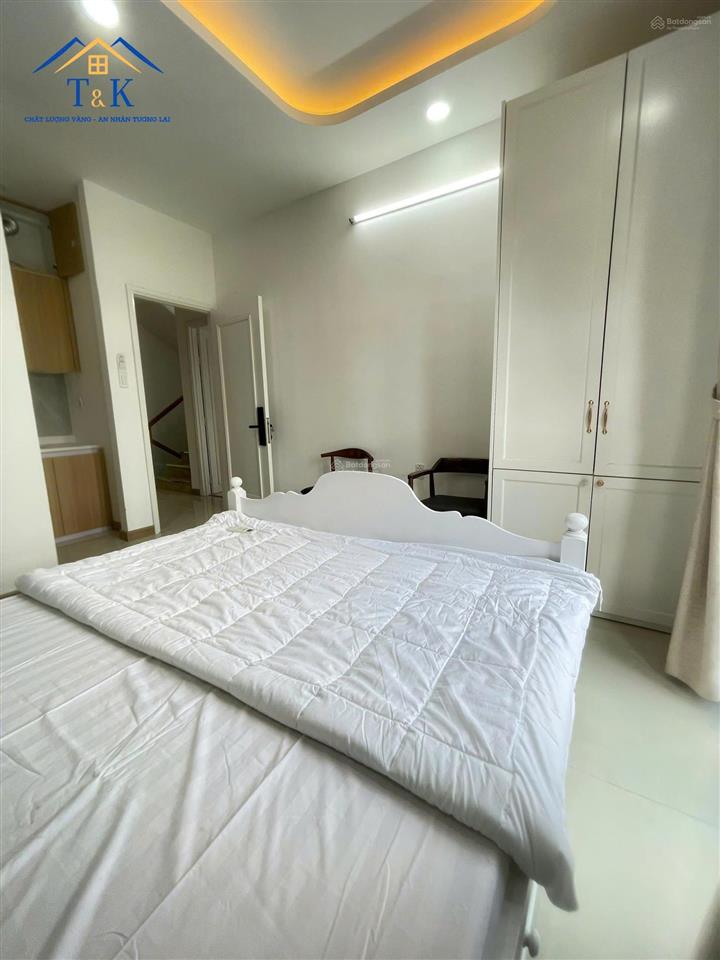Cho thuê nhà trọ tại khu đô thị cát lái, giá tốt 4,2 triệu, 18m2, 1pn, 1wc