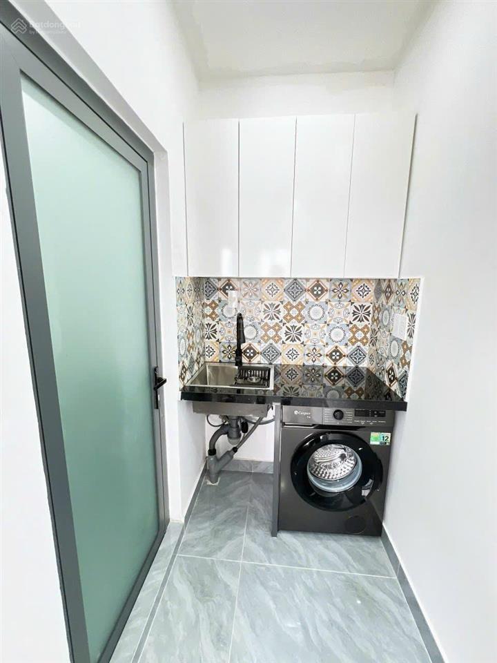 Cho thuê cc mini đẹp, đầy đủ tiện ích, giá tốt 4,3 triệu, 18m2 tại khu dân cư cát lái invesco