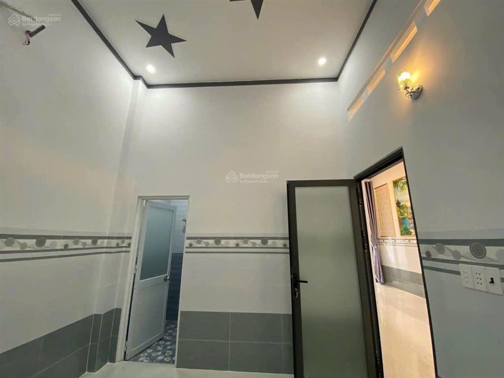 Bán nhà  4x12m  1tỷ290tr  ngay chợ huỳnh thị hai  quận 12