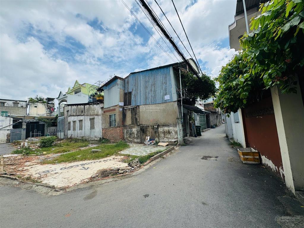 Bán gấp góc 2mt đường nhựa xe hơi ngay vincom thủ đức bình thọ 68.9m2 ngang trên 5m shr khu dân trí