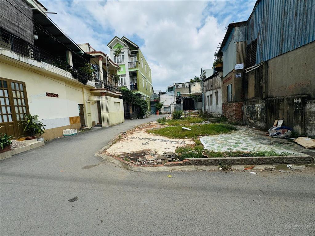 Bán gấp góc 2mt đường nhựa xe hơi ngay vincom thủ đức bình thọ 68.9m2 ngang trên 5m shr khu dân trí