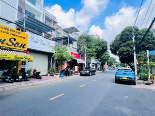 Bán nhà 4 tầng mặt tiền kinh doanh đường hàn thuyên khu làng đại học trung tâm thủ đức ngộp bank