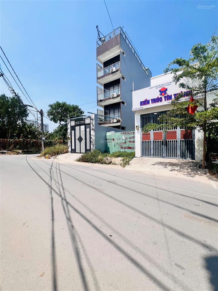 Bán đất mặt tiền đường số 22 linh đông cách vành đai 2 chỉ 30m xây dựng tự do 6 tầng 71,9tr/m2 ngộp