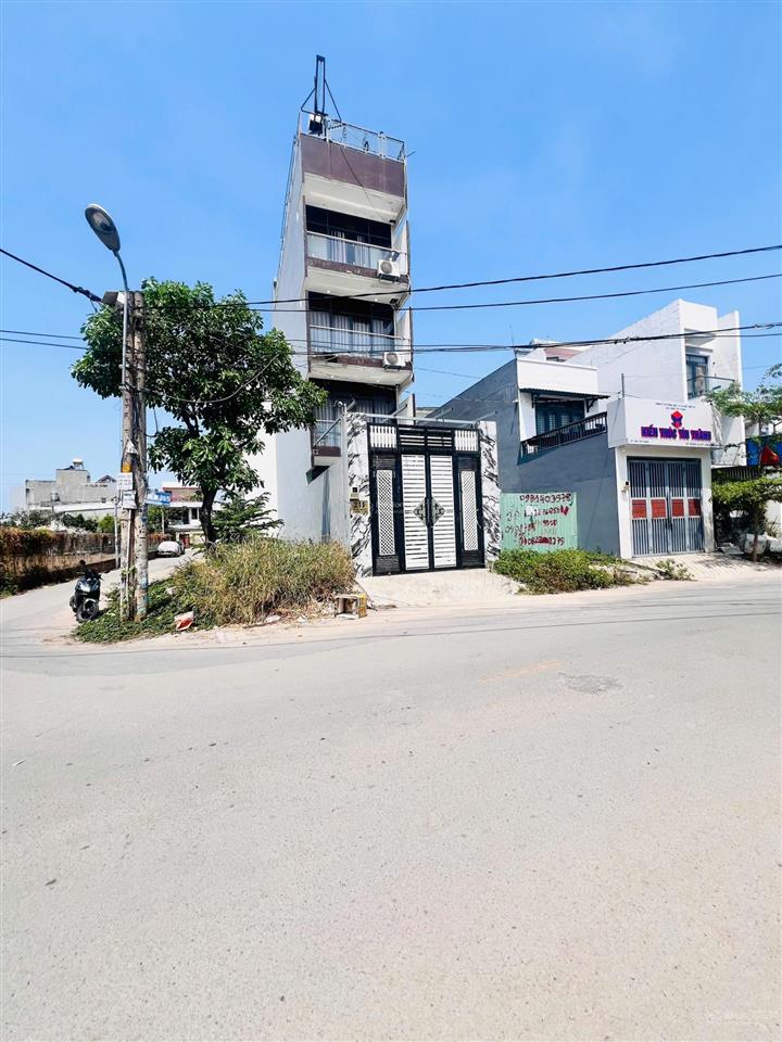Bán đất mặt tiền đường số 22 linh đông cách vành đai 2 chỉ 30m xây dựng tự do 6 tầng 71,9tr/m2 ngộp
