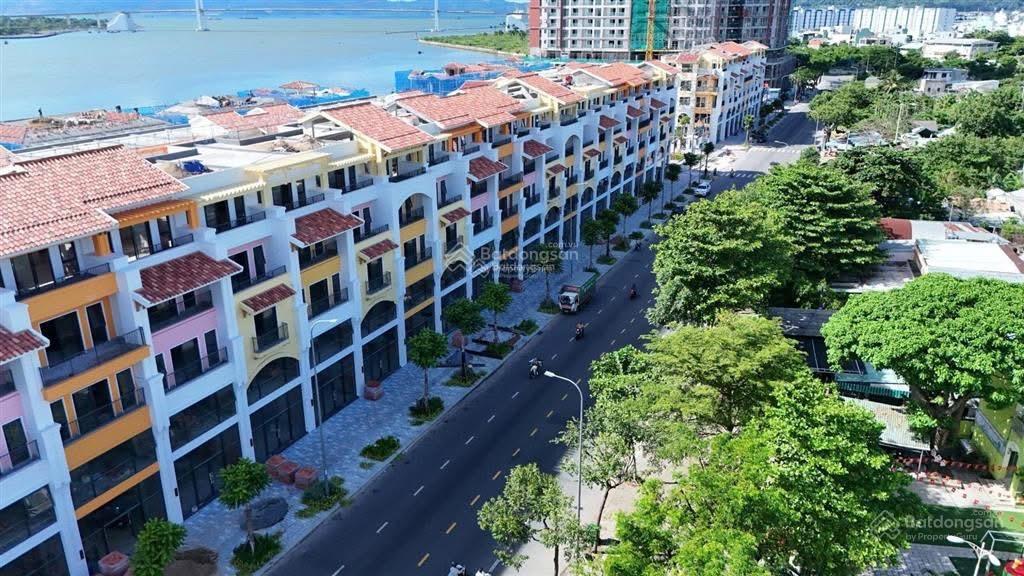 Bán căn góc hiếm có ven sông hàn, trục chính phù hợp kinh doanh  giá tốt thị trường