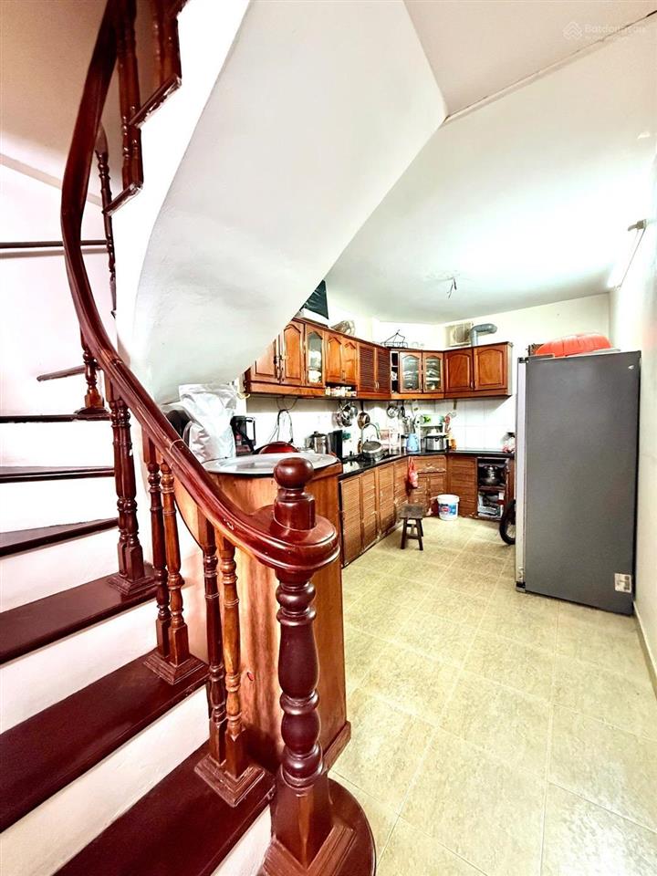 Trung tâm phố cổ hoàn kiếm view hồ gươm hàng bài siêu hiếm sau 1 nhà ra mặt phố