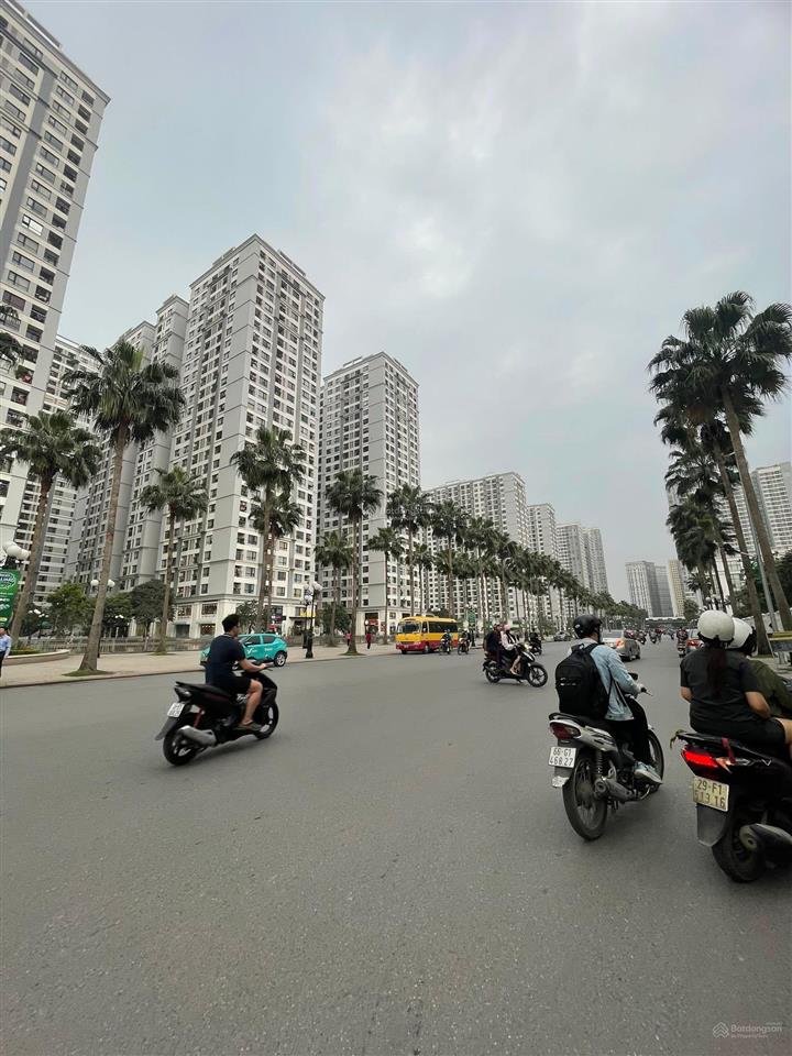 Mặt phố sài đồng, long biên  hà nội. kinh doanh vô địch