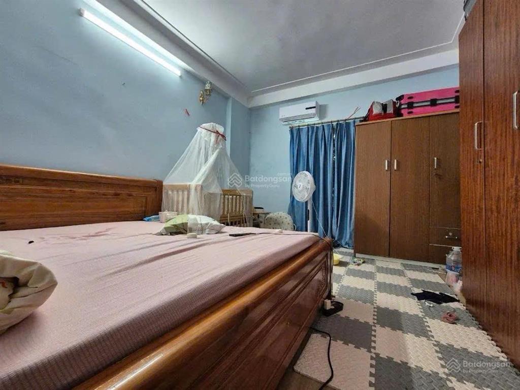 Bán nhà mặt phố tân mai mới hoàng mai, hà nội,
vị trí đẹp đường đôi vỉa hè rộng