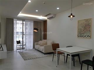 Hot! cần bán nhanh căn hộ midtown 2pn giá chỉ 9 tỷ.  0901 406 *** em thắm