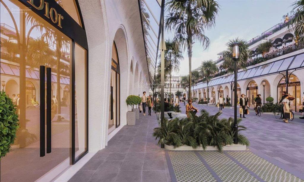 100m² nhà phố trung tâm nha trang sống cạnh dãy dinh thự 2.000m² giữa nha trang giá chỉ từ 7,4 tỷ.