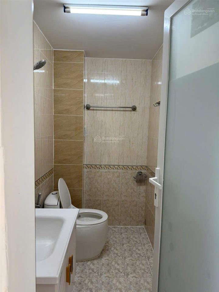 Bán nhà hxh nguyễn bặc gần chợ phạm văn hai tân bình 4pn giá 9,9 tỷ.