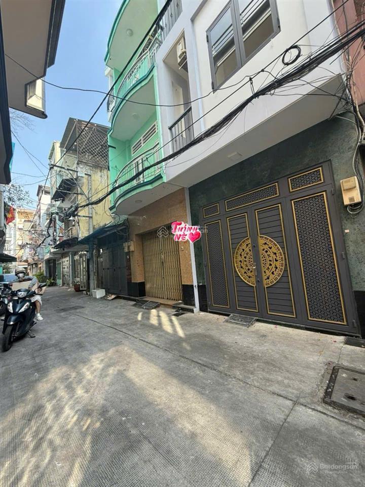 Bán nhà hxh nguyễn bặc gần chợ phạm văn hai tân bình 4pn giá 9,9 tỷ.