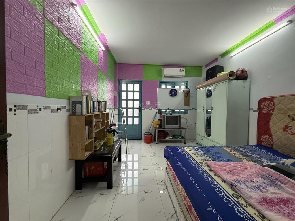 Bán nhà phạm văn hai p3 tân bình 5 pn gần mặt tiền sổ a4 giá 5,2 tỷ tl