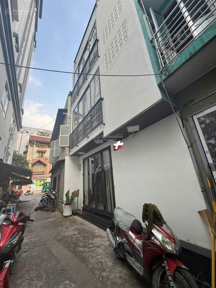 Bán nhà 4 tầng hxh út tịch phường 4 tân bình, gần sân bay cạnh mặt tiền, nhỉnh 4 tỷ