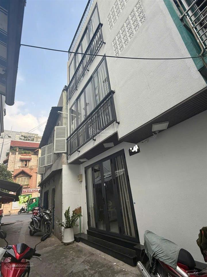 Bán nhà 4 tầng hxh út tịch phường 4 tân bình, gần sân bay cạnh mặt tiền, nhỉnh 4 tỷ