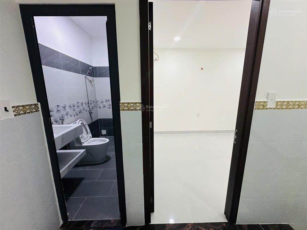 Bán nhà nhất chi mai tân bình gần 40m2, khu cộng hòa nhà ga t3 nhỉnh 4 tỷ.