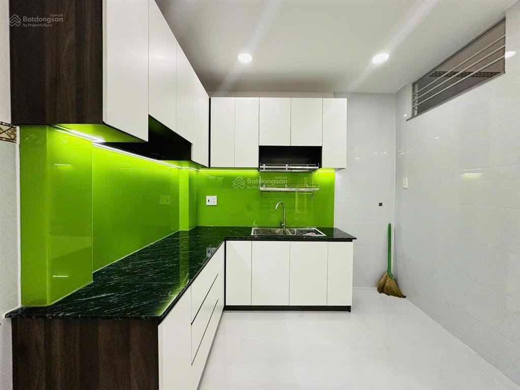 Bán nhà nhất chi mai tân bình gần 40m2, khu cộng hòa nhà ga t3 nhỉnh 4 tỷ.