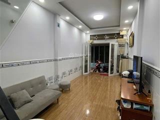 Kẹt tiền hạ gía 400 triệu nhà 3 tầng 3 phòng ngủ chợ tân bình chỉ hơn 3 tỷ.