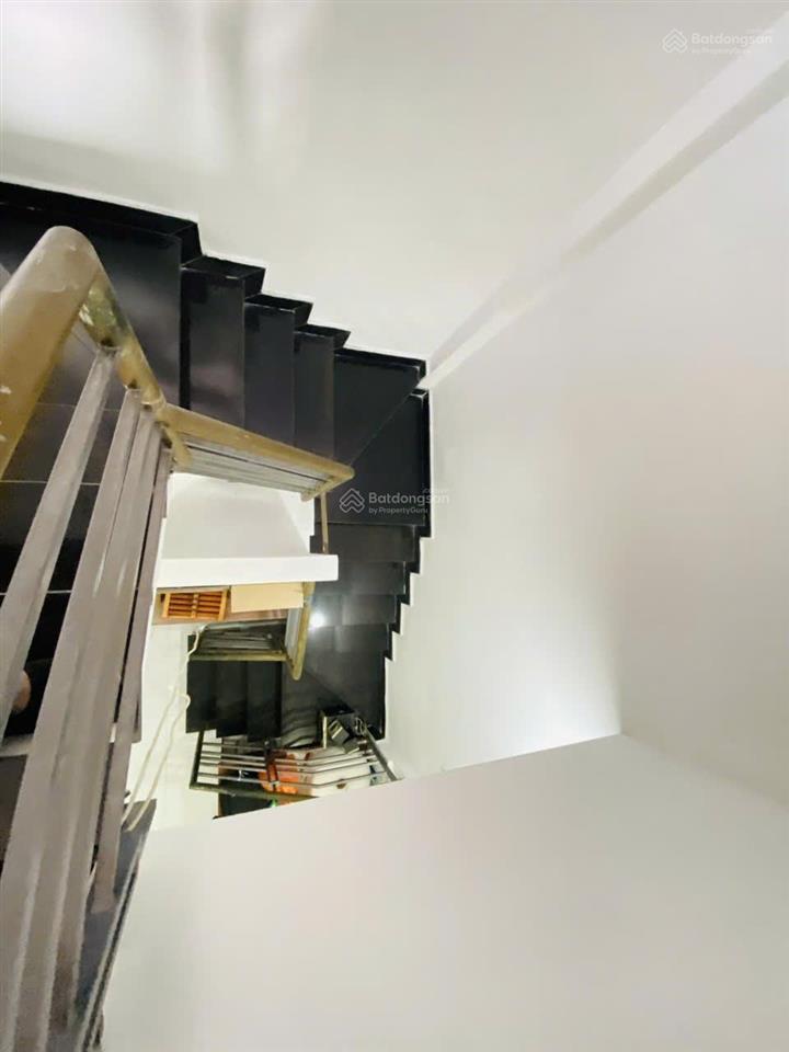 Bán nhà 1 xẹt gần mặt tiền vườn lài tân phú gần 40m2 sổ a4 nhỉnh 4 tỷ