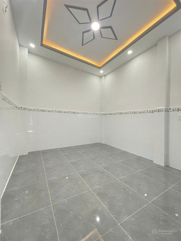 Bán nhà hxh 60m2 âu cơ tân bình  nhà mới  3 phòng ngủ giá 4,99 tỷ