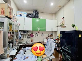 Chính chủ bán nhà (4 x8m2) sất mặt tiền đường ba tháng hai chỉ 4,2 tỷ.