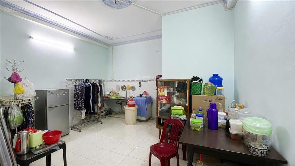 Bán nhà tân phú 52m2 hẻm ô tô gần ngã tư hòa bình lũy bán bích giá 4,95 tỷ.