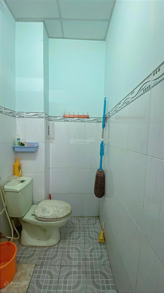 Bán nhà tân phú 52m2 hẻm ô tô gần ngã tư hòa bình lũy bán bích giá 4,95 tỷ.