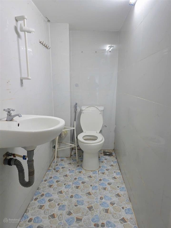 Bán gấp nhà tân phú 2pn, 2wc, hẻm xe hơi tại thoại ngọc hầu, giá 3,79 tỷ