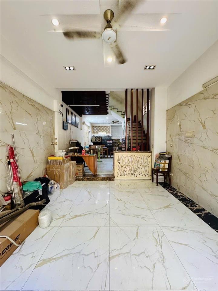 Chính chủ bán nhà hẻm 911 lạc long quân tân bình 71 m2 13 tỷ thương lượng tốt cho khách thiện chí !
