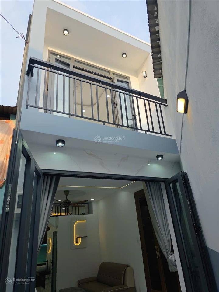 Sát mặt tiền lạc long quân tân bình 37,5 m2 nhà mới giá chỉ 3.85 tỷ
