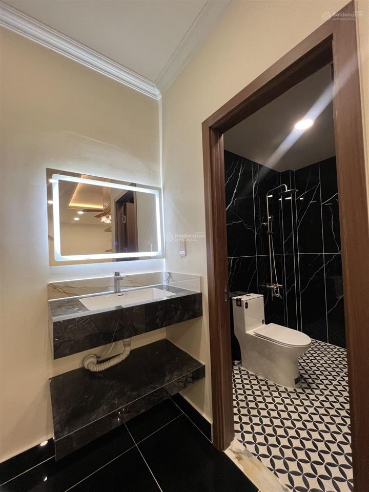 Bán nhà mới full nội thất 73 m2 gần công viên lê thị riêng tân bình chỉ 6.7 tỷ tl!